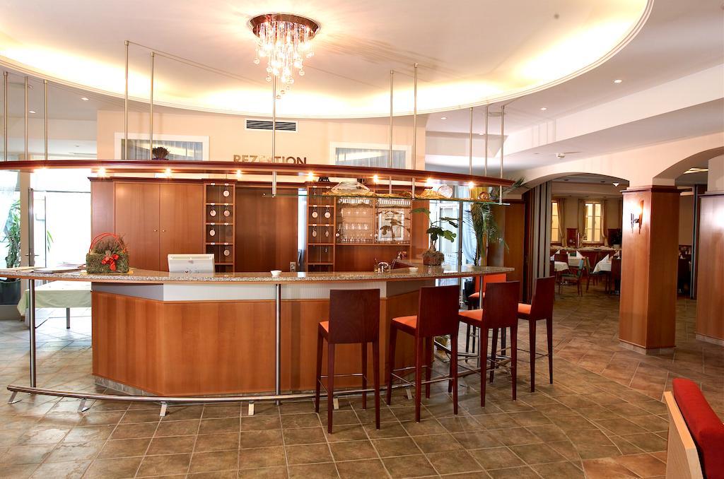 Hotel Am Marktplatz - Landgasthof Wratschko - Gamlitz Extérieur photo